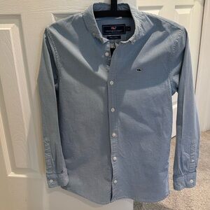 Boys Vineyard Vines button down solid oxford shirt